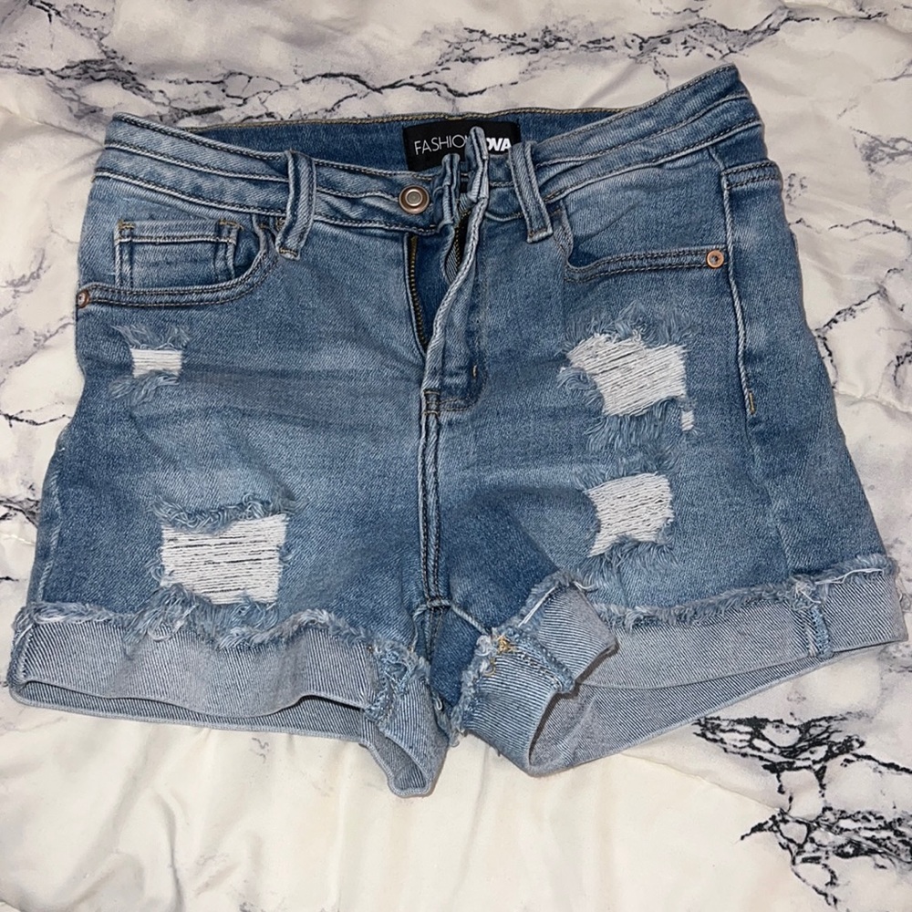 Fashion nova shorts